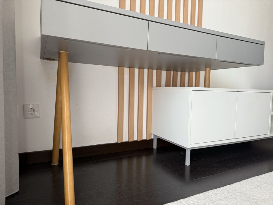 Quarto Completo Cama Colchão Aparador Secretaria Prateleiras