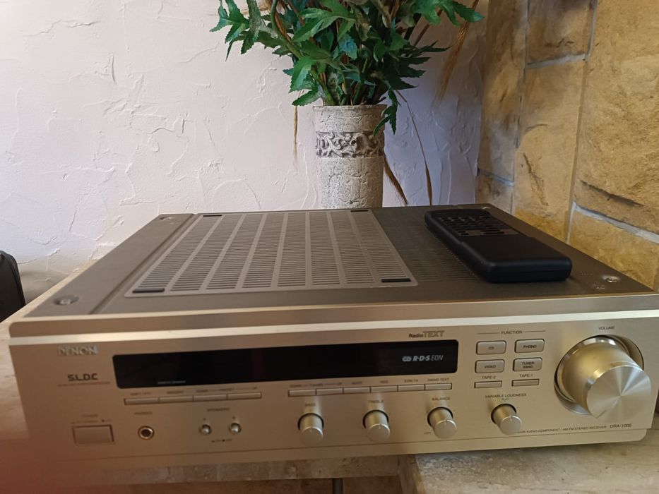 Amplituner Denon DRA-1000 z pilotem