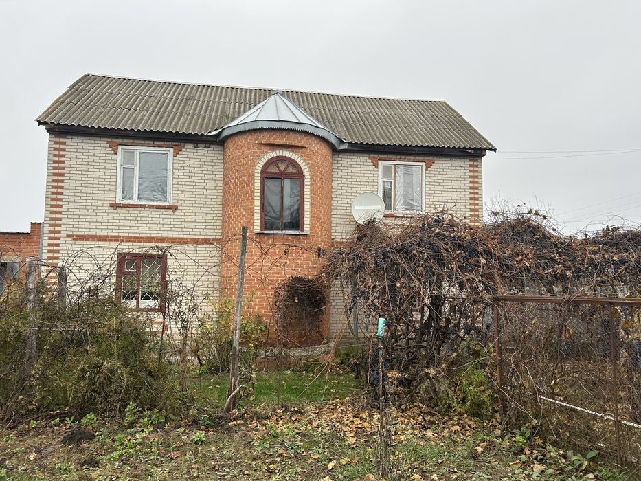 Продаж будинку в Лебединському районі.