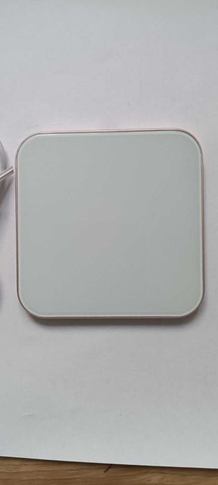 Ładowarka indukcyjna bezprzewodowa AGPTEK 15W DW01