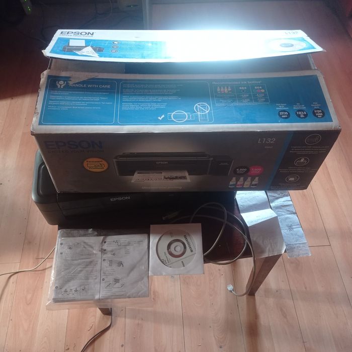 Принтер Epson L132 Model B521D Состояние почти новый, открытой коробки.