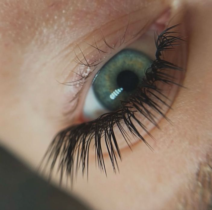 Наращивание ресниц Led центр