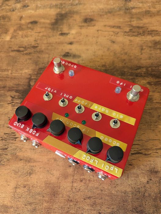 Lovetone Doppelganger phaser vibe analogowy efekt do gitary