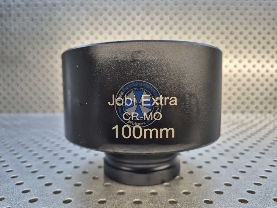 Nasadka do piasty 8-kątna 100mm do ciężarówek piasty koła SCANIA MAN