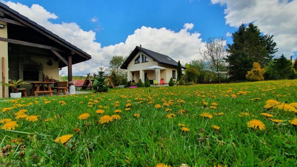 OGRÓD i DOMEK w górach Brenna k Ustroń Wisła Beskidy Apartament Nocle