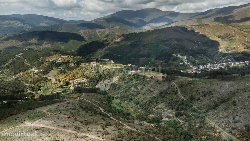 Plot of Land with Ruin / Covilhã, Sobral de São Miguel