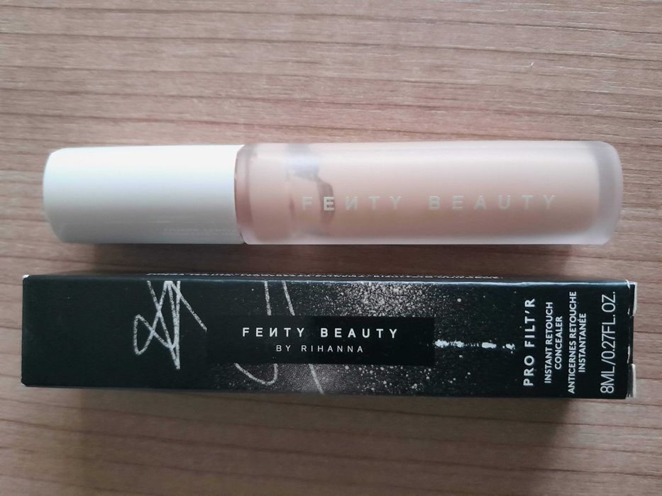 Korektor FENTY BEAUTY Pro Filt'r Instant Retouch Concealer 200