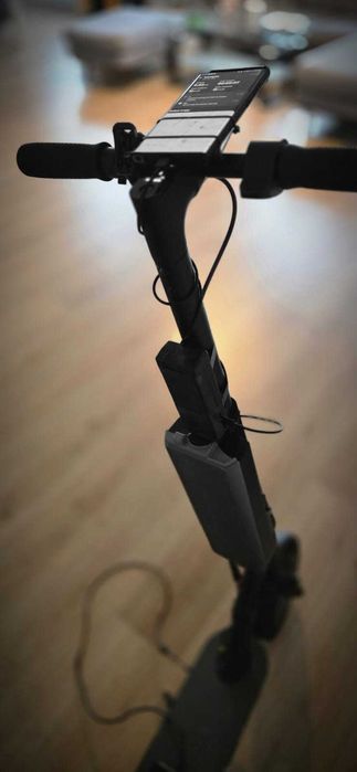 Hulajnoga elektryczna customowa dowalona na maxa