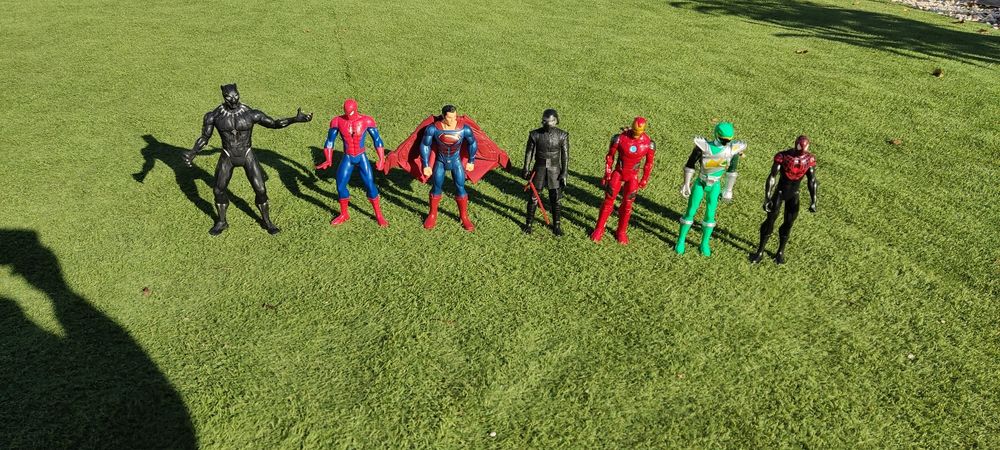 Bonecos figuras Marvel DC star wars 30cm