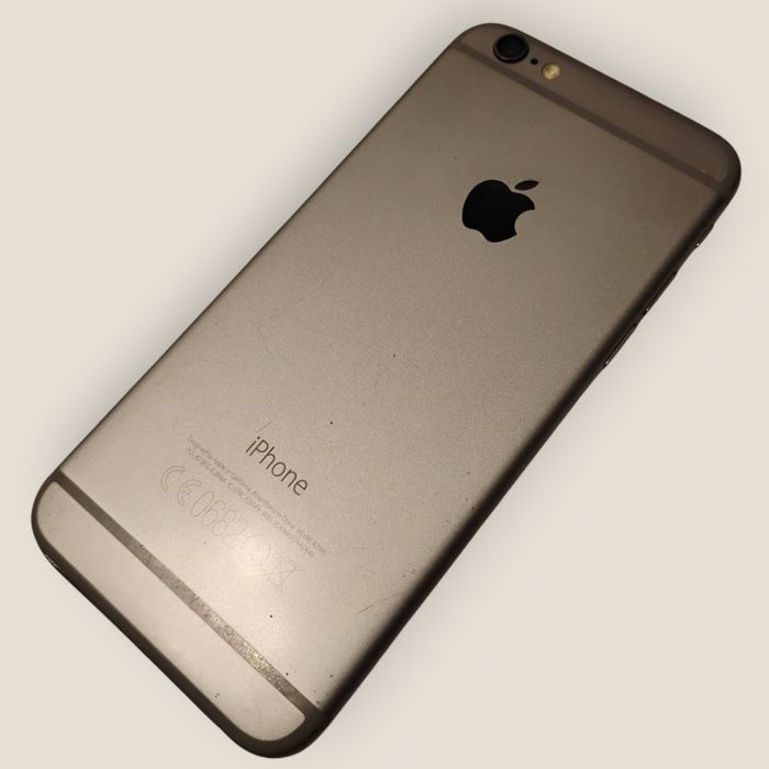 IPhone 6 - zbity lcd.