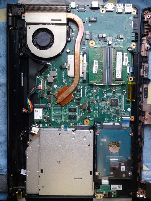 Ноутбук Acer Aspire E15