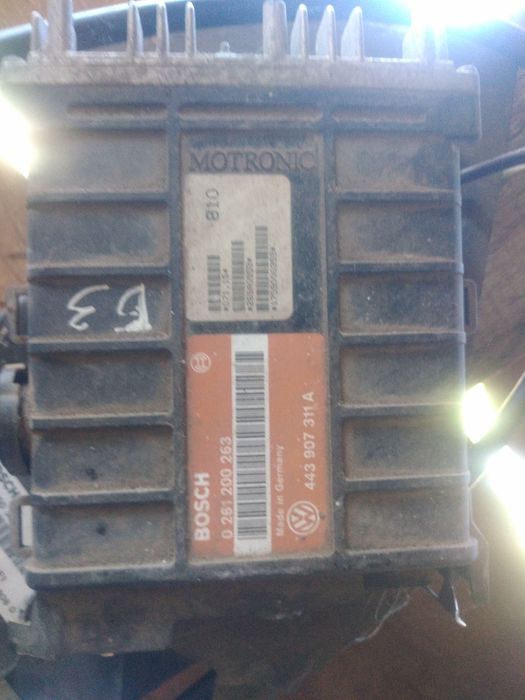 Блок єбу. Мозгі. Блок керування. Гольф 2. гольф 3. Пасат б 3. Пасат б4