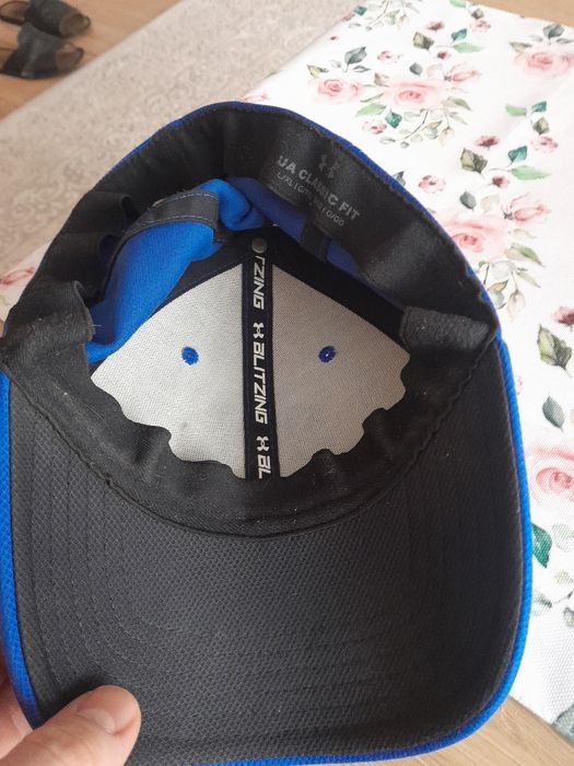 Sprzedam czapkę z daszkiem Under Armour