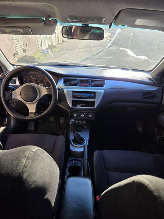 Продам Lancer 9 2.0 бензин