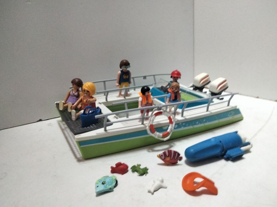 Playmobil katamaran z silnikiem