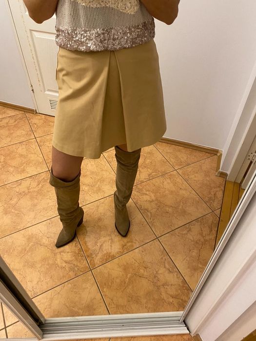 Mohito spódnica trapezowa bez camel nude marki Mohito