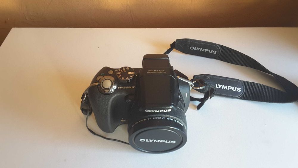 Aparat fotograficzny Olympus model SP-560UZ !!!