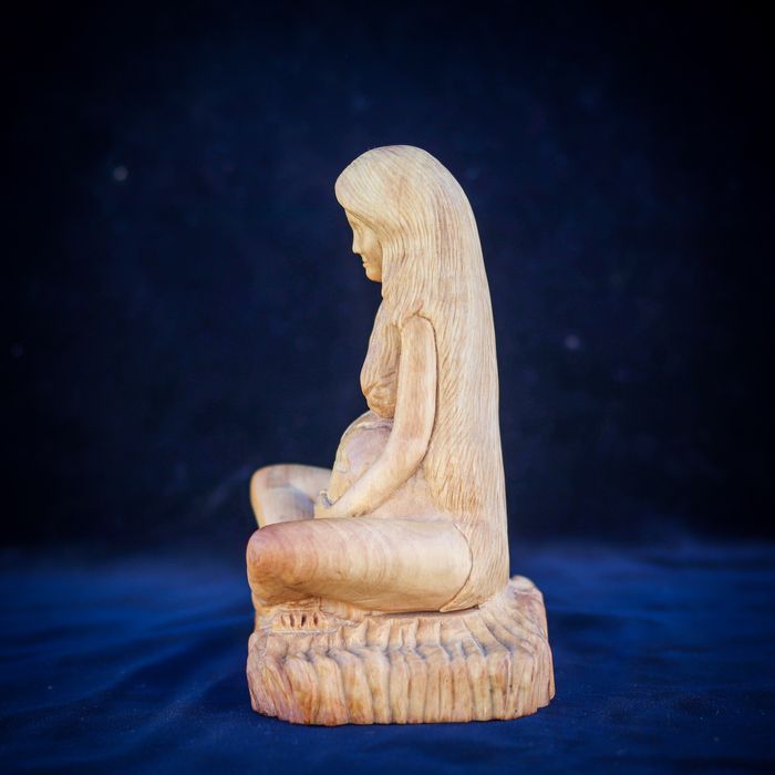 Estatua de Madeira, Terra Mãe/Mãe Natureza