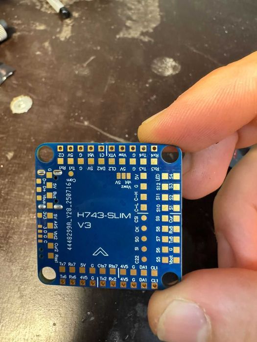 SLIM H743 V3 - Польотний контролер для FPV: слім Н743 V3 - ДЕШЕВО