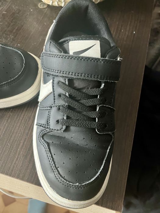 Кросівки на хлопчика