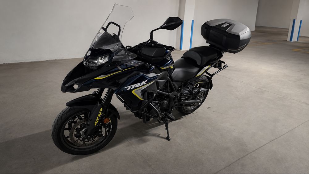 Vendo trk 502 com garantia ate 2027. OPORTUNIDADE