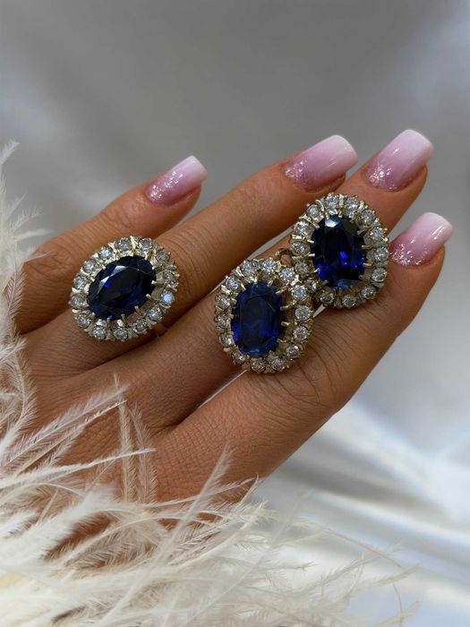 Komplet kolczyki i pierścionek z szafirami i naturalnymi diamentami 5.00Ct