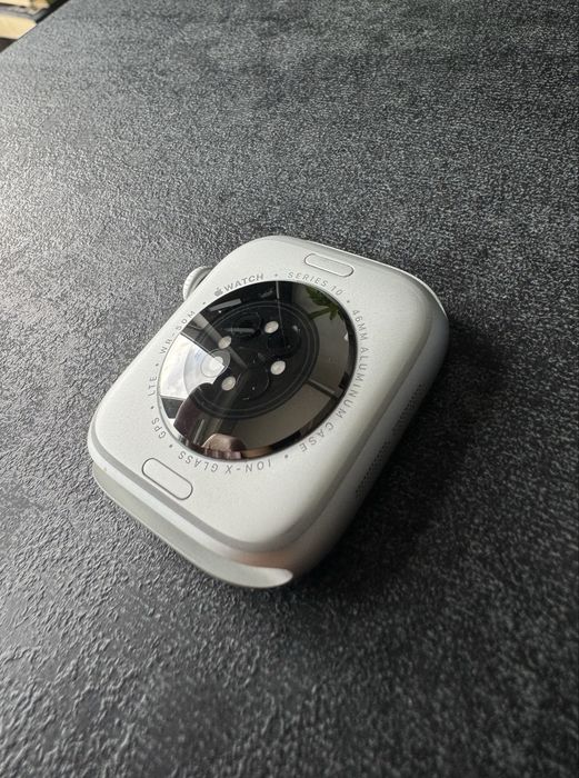 Apple Watch 10 46 mm + Cellular Lte  Bateria 100%
