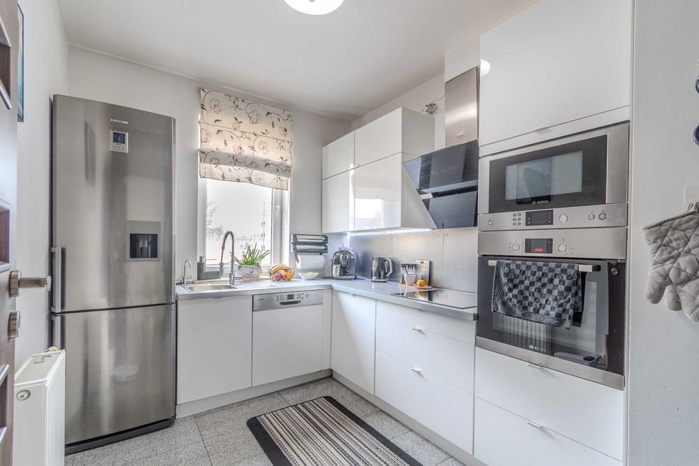 Ząbki, Powstańców | 68,44 m² | 3 pokoje (dziś 4) | 1 piętro | balkon | garaż | komórka