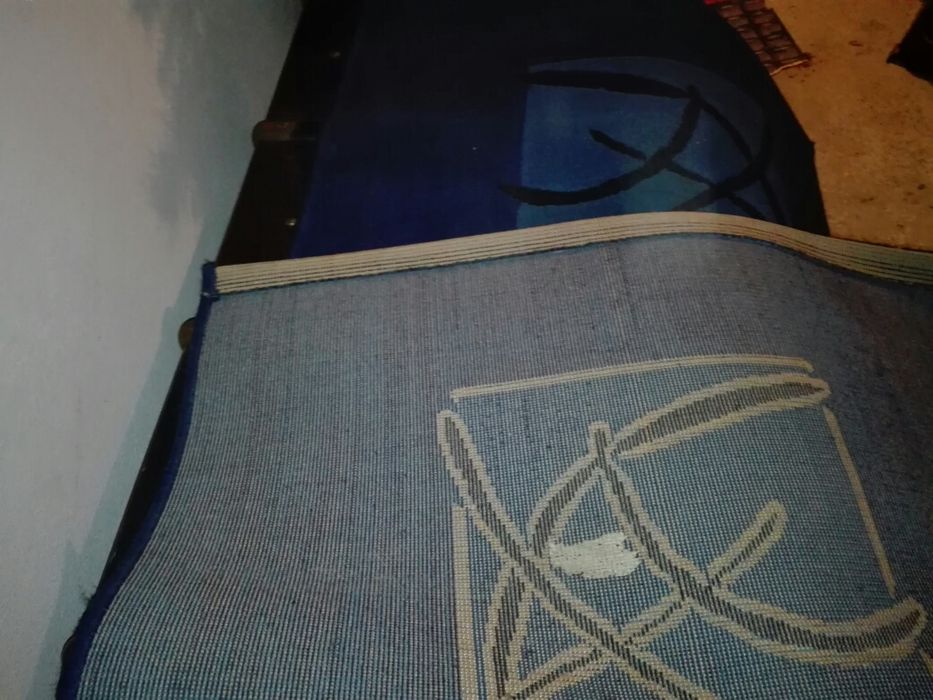 Tapete em excelente estado