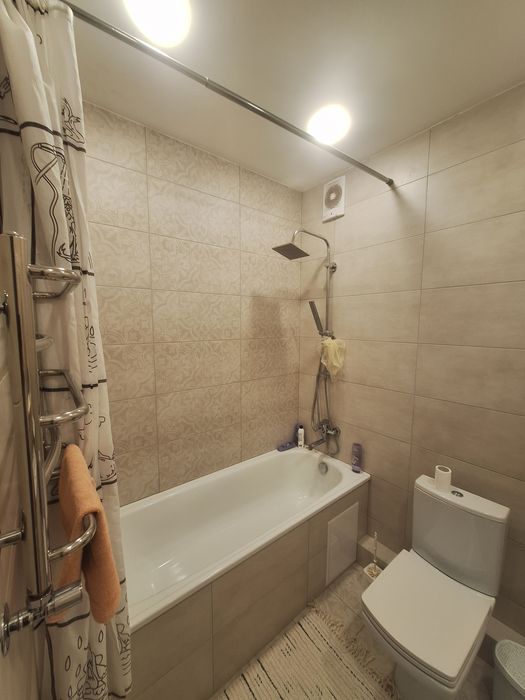 Продаж 3-х кімнатної квартири р-н 5 школи