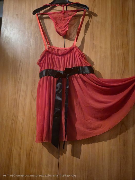 Delikatna leciutka koszulka nocna sexi :)