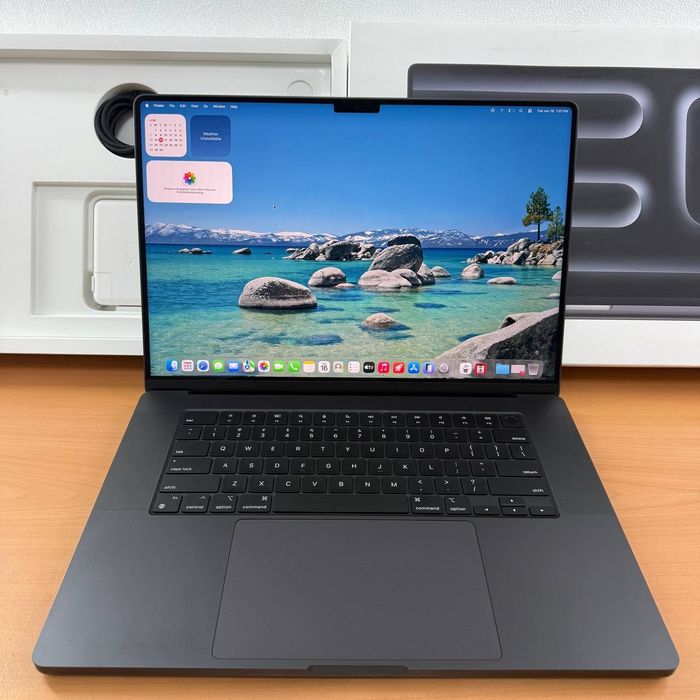 Apple MacBook Pro 16" 2026 Apple M5 Pro 18-core CPU 24 GB 1TB Space Black (MGEA4)
