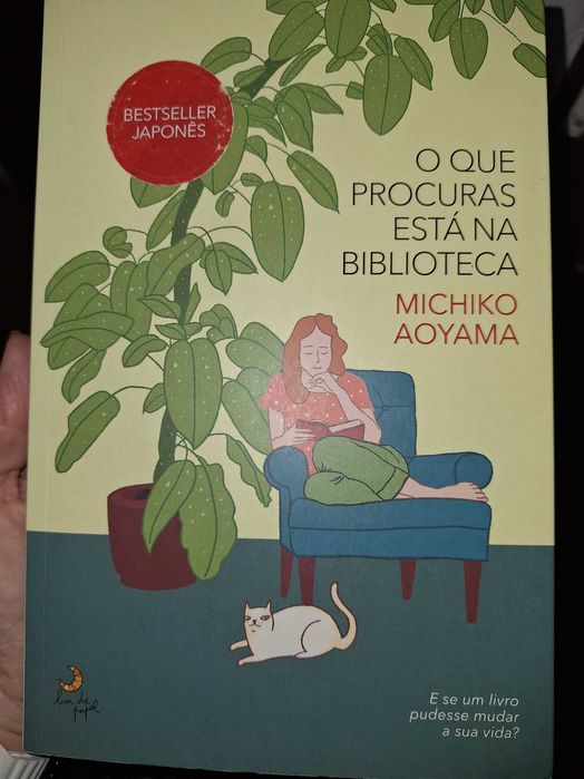 O que Procuras Está na Biblioteca de Michiko Aoyama LIVRO