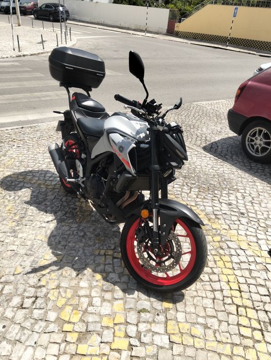 Yamaha MT 03 em excelente estado de mecânica