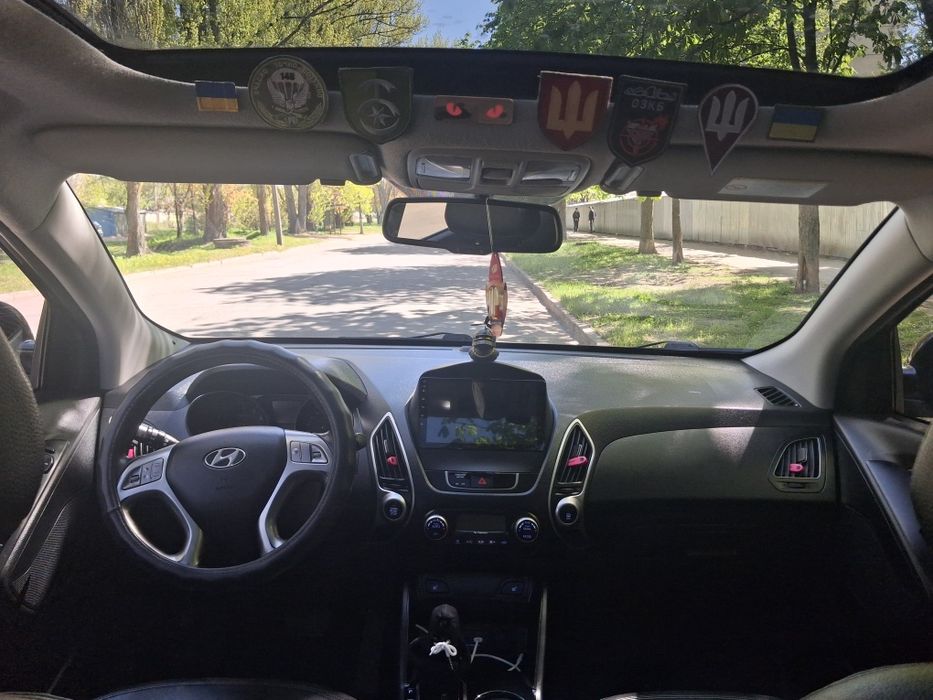 Продам HYUNDAI IX35 2011