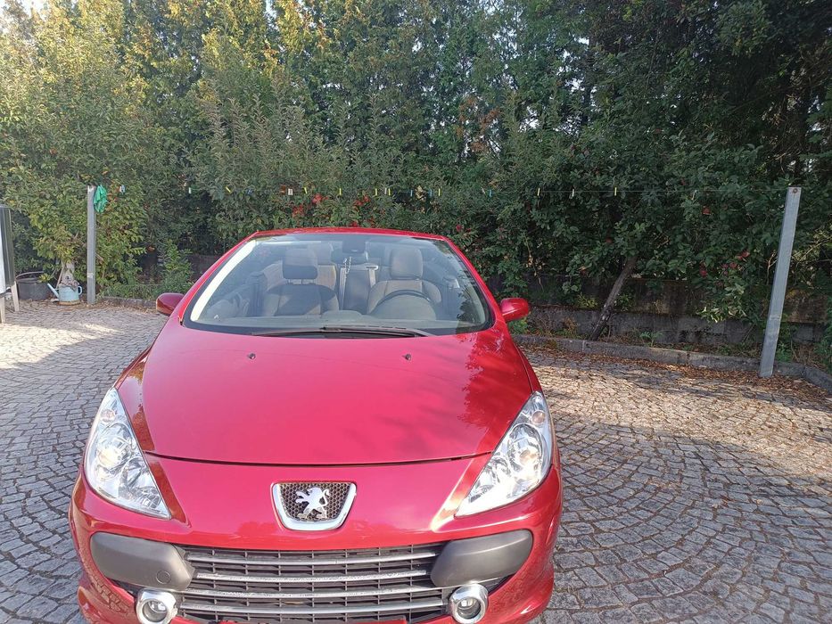 Carro Peugeot diesel cabrio