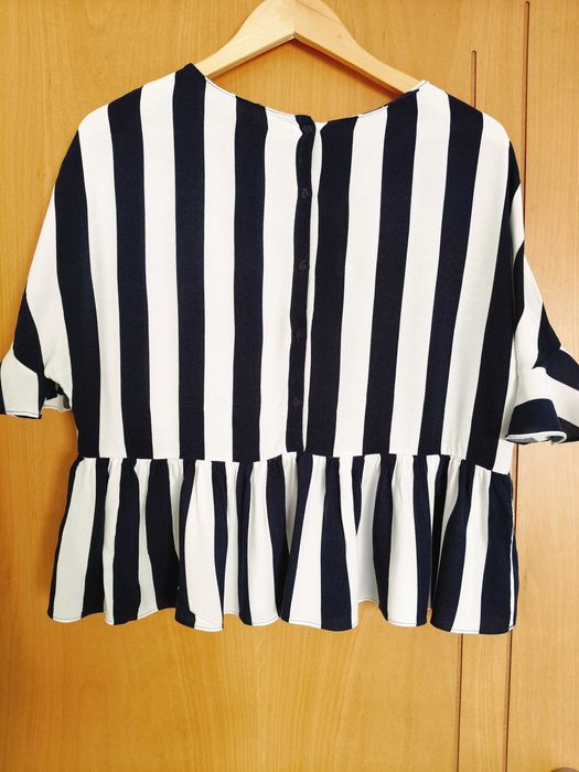 Blusa azul às riscas Zara