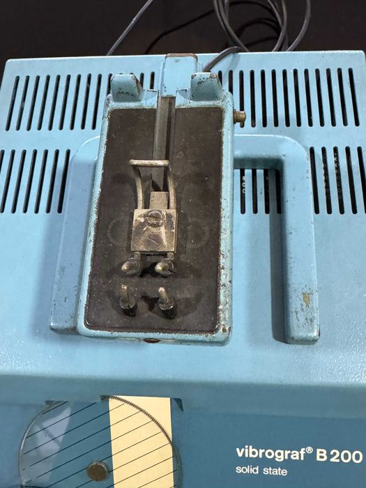Maquina de Regular Vibrograf B 200