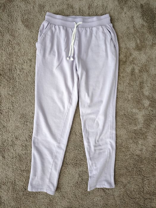 Spodnie dziewczęce Reserved 146/152 liliowe dresowe