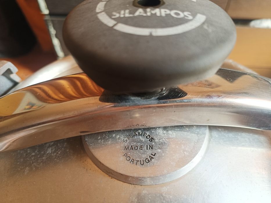 Panela de pressão SILAMPOS - 12 LITROS
