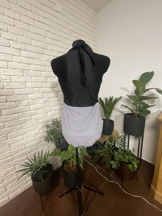 Strój kąpielowy jedno częściowy czarny w paski