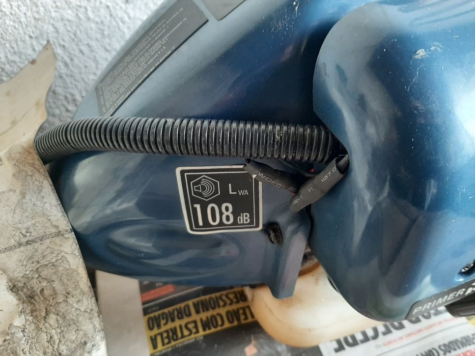 Roçadora como nova com todos os acessórios!