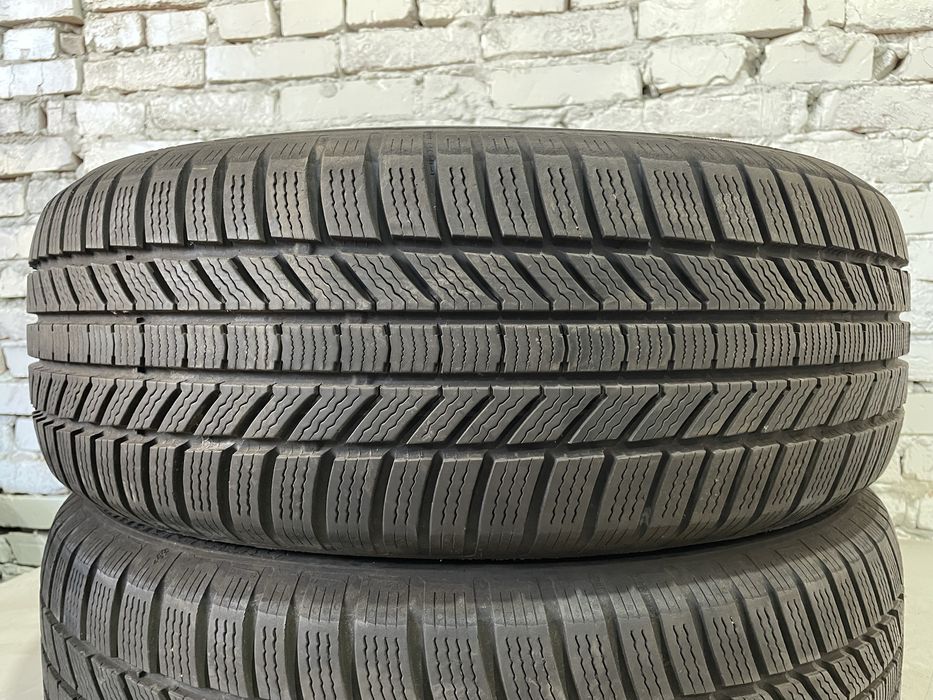 Майже нові зимові шини CONTINENTAL 235/60 R18 резина Р18