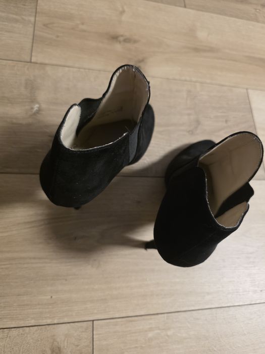 Czarne Obcasy Zara Basic 40