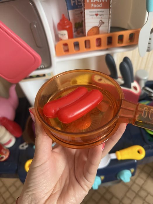 Кухня дитяча,світло,звук,тече вода