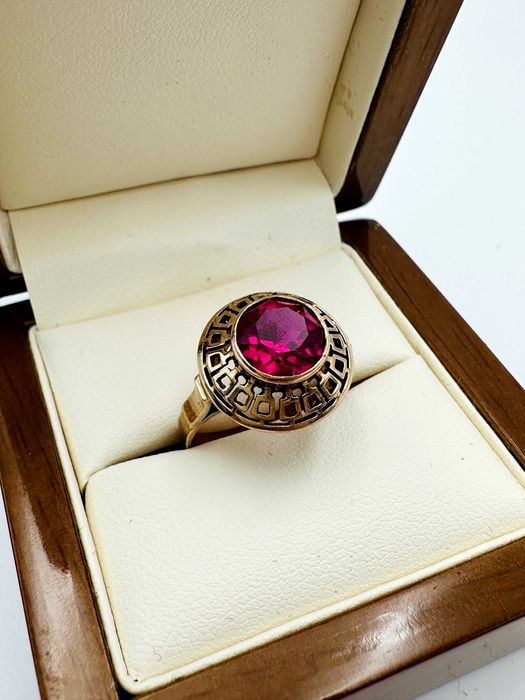 Złoty pierścionek Warmet – rozmiar 15, próba 585, waga 4,68g