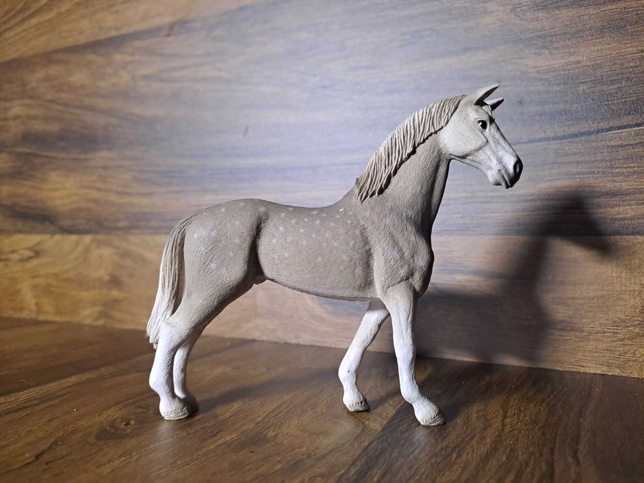 Schleich wałach holsztyński