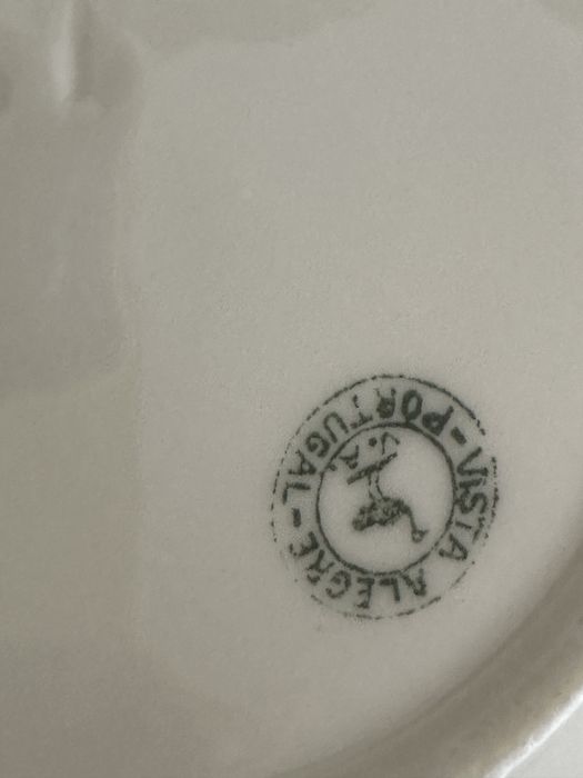 Chávena Porcelana Vista Alegre antiga ( 1881 / 1921 ), motivo DAMA
