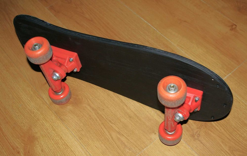 Skate, o novo meio de transporte dos jovens nas cidades!!