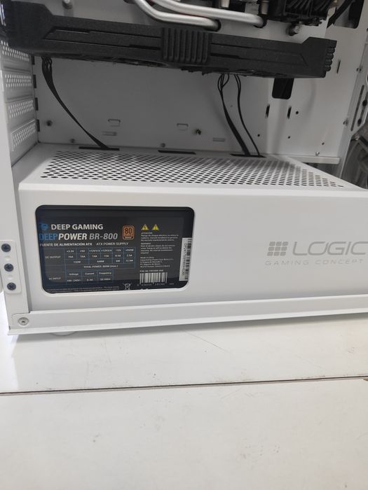 Torre Ryzen 7 5700 RAM 32Gb DDR4, SSD 1Tb,  RX 5700 XT 8Gb